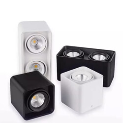 Downlight cuadrado montado en superficie Square Surface Mounted Downlight